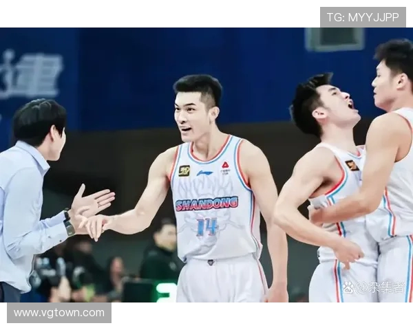 集锦连中四记三分高诗岩25分准三双激情撒盐点燃全场统治比赛